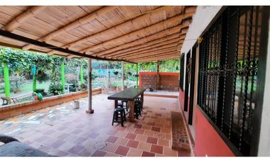ref 990a vendo casa campestre yumbo parte alta peñas negras