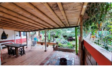 ref 990a vendo casa campestre yumbo parte alta peñas negras