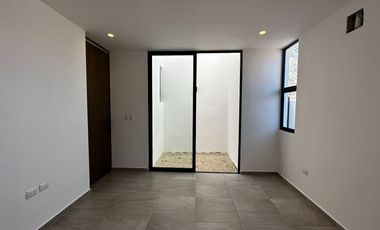 Casa en venta en privada Tamora