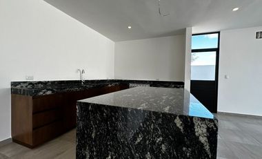 Casa en venta en privada Tamora