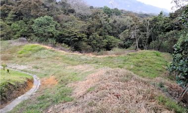 VENTA CASA Y LOTE EN NORTEAMERICA BELLO