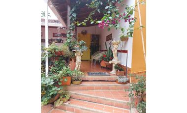 SE VENDE CASA EN LAGOS DEL CACIQUE EN BUCARAMANGA SANTANDER