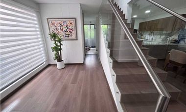 Hermosa casa para venta en Cota