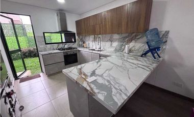 Hermosa casa para venta en Cota