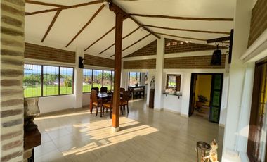 VENTA HERMOSA FINCA EN RESERVA BARBAS BREMEN PEREIRA