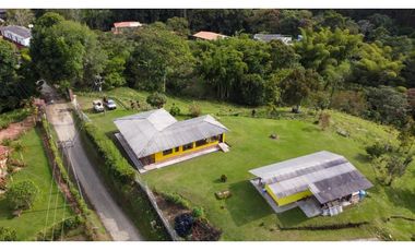 VENTA HERMOSA FINCA EN RESERVA BARBAS BREMEN PEREIRA