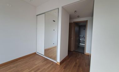 Departamento piso de tres ambientes a la venta en Quilmes