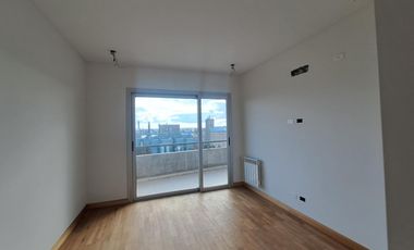 Departamento piso de tres ambientes a la venta en Quilmes
