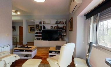 CASA CON JARDÍN Y PILETA VICENTE LOPEZ