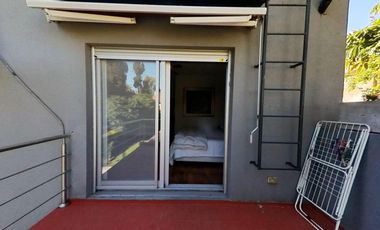 CASA CON JARDÍN Y PILETA VICENTE LOPEZ