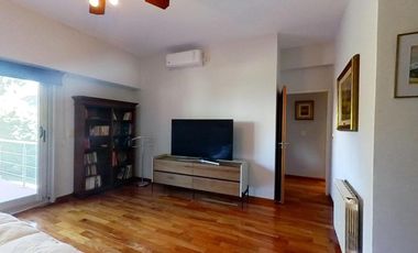 CASA CON JARDÍN Y PILETA VICENTE LOPEZ