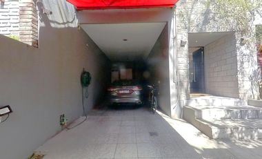 CASA CON JARDÍN Y PILETA VICENTE LOPEZ