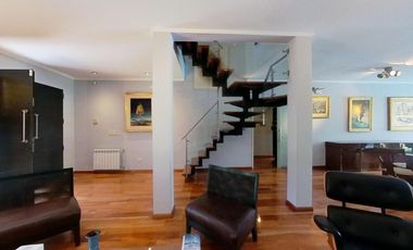 CASA CON JARDÍN Y PILETA VICENTE LOPEZ