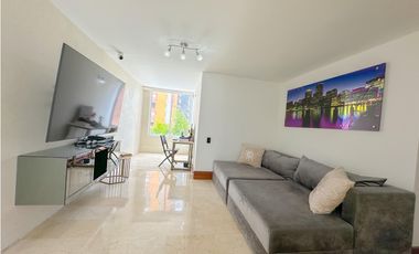 Exclusiva Casa de 3 Niveles en el Corazón de El Poblado