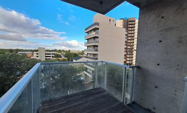 Departamento piso de tres ambientes a la venta en Quilmes