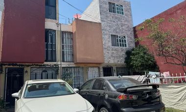 CASA EN VENTA COACALCO