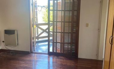 Casa en  ALQUILER en calle 12 esquina 77
