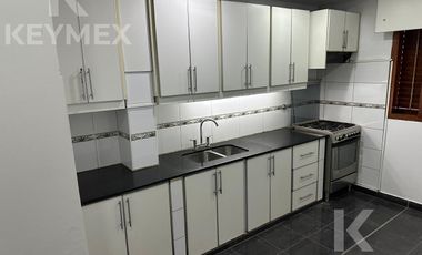 Casa en  ALQUILER en calle 12 esquina 77
