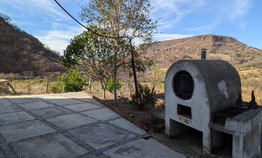 CASA DE CAMPO EN VENTA EN HACIENDA SANTA LUCIA