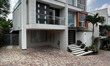 Condominio Octavia Casa En Venta 6 Habitaciones 3 Niveles 218m2 Bucaramanga, Santander At1234