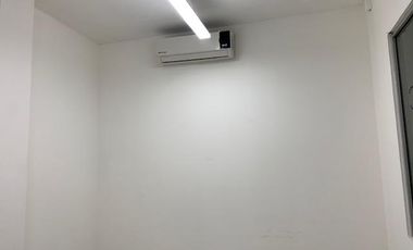 LOCAL OFICINA RENTA por avenida miguel aleman APODACA