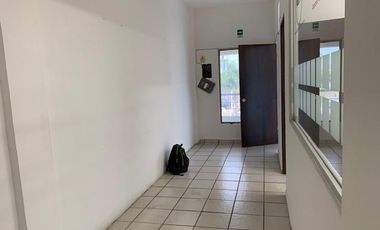 LOCAL OFICINA RENTA por avenida miguel aleman APODACA