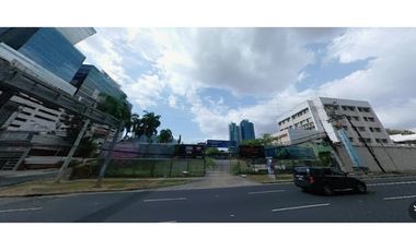 Venta de Terreno Comercial-Residencial con 2,500m2 en Calle 50