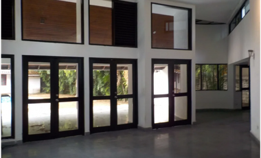 VENTA CASA  527M2 CONSTRUCCION Y 853 M2 DE TERRENO COCO DEL MAR JP