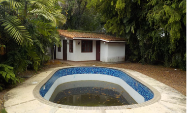 VENTA CASA  527M2 CONSTRUCCION Y 853 M2 DE TERRENO COCO DEL MAR JP