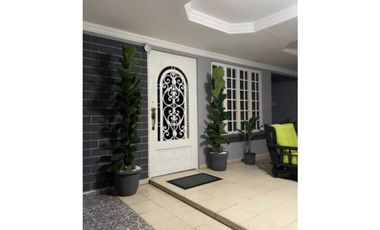 VENDO CASA EN LA CHORRERA LAS LOMAS 4R