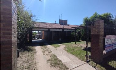 ALQUILER ANUAL 2 CASAS SANT CRUZ DEL LAGO PILETA