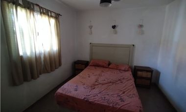 ALQUILER ANUAL 2 CASAS SANT CRUZ DEL LAGO PILETA