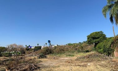 Terreno  comercial en esquina frente  Sams club
