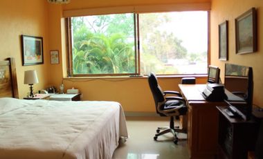 Condominio de 5 casas a media cuadra de la  Avenida San Diego