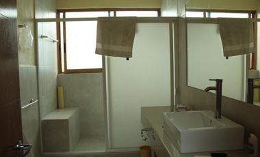 Condominio de 5 casas a media cuadra de la  Avenida San Diego