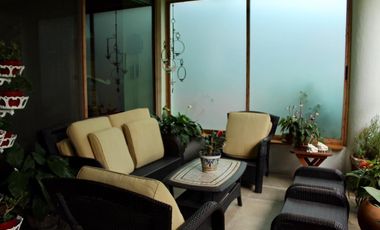 Condominio de 5 casas a media cuadra de la  Avenida San Diego