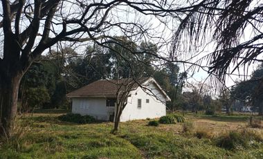 VENTA Casa de 2 ambientes, gran terreno Marcos PaZ