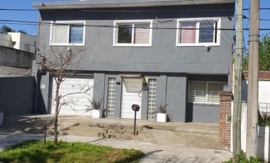 ALQUILER CASA 4 AMBIENTES B.SANTA RITA SAN ISIDRO