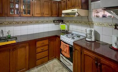 VENTA PH TIPO CASA 3 AMBIENTES AVELLANEDA COCHERA