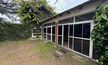 CASA VENTA 3AMB PARQUE COCHERA QUINCHO