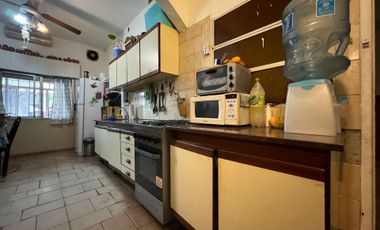 CASA VENTA 3AMB PARQUE COCHERA QUINCHO