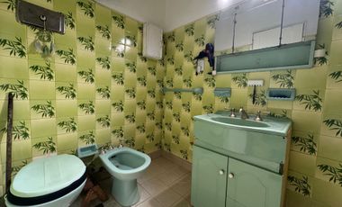 CASA VENTA 3AMB PARQUE COCHERA QUINCHO