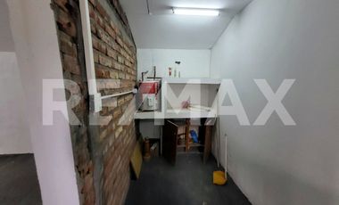 VENTA CASA/  PERMUTA BARRIO  LA MATILDE PLOTTIER