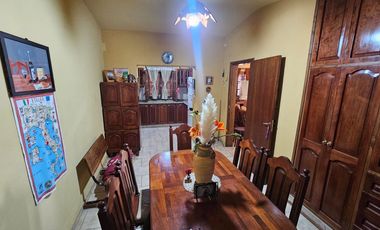 VENTA CASA 4 DORM EN VILLA ADELA ZONA SUR