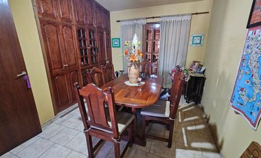 VENTA CASA 4 DORM EN VILLA ADELA ZONA SUR