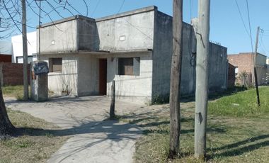 VENTA CASA EN LA CRIOLLA
