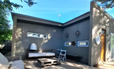CASA QUINTA EN VENTA EN PEHUAJO CON PILETA