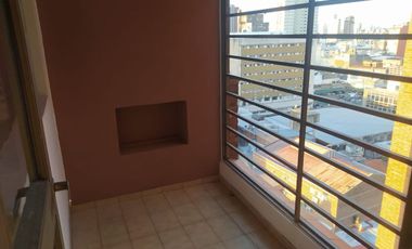 Se vende departamento 3 dormitorios zona centro.