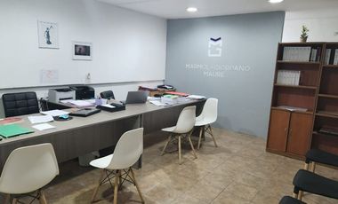 CASA + DEPARTAMENTOS + LOCALES, CENTRO DE PLOTTIER