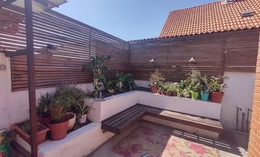 Casa en Arriendo en La Reserva, Machalí